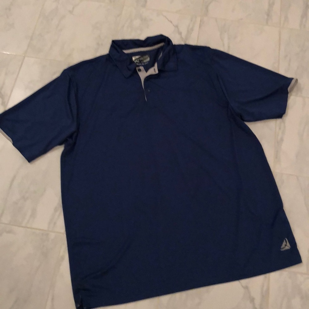 Whiteridge men’s flofit golf shirt. EUC!
